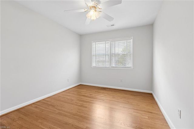 44 Rens RD, Poquoson, VA 23662