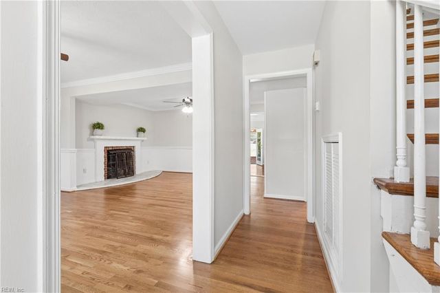 44 Rens RD, Poquoson, VA 23662