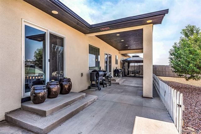 1673 N Calle Rosa Drive, Pueblo West, CO 81007