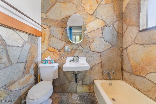 2532 Arrowhead Street, North Las Vegas, NV 89030