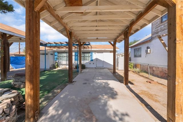 2532 Arrowhead Street, North Las Vegas, NV 89030