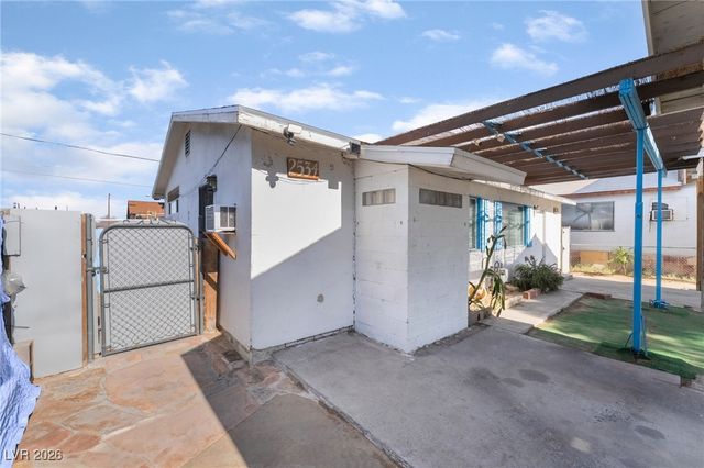 2532 Arrowhead Street, North Las Vegas, NV 89030