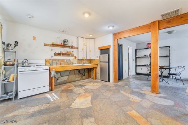 2532 Arrowhead Street, North Las Vegas, NV 89030