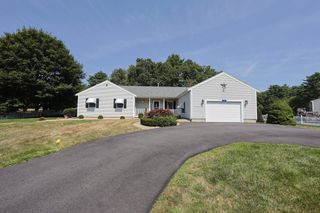 46 Pondview Circle, Taunton, MA 02780