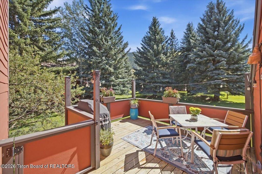400 POWDERHORN Lane 62, Jackson, WY 83001 photo 4