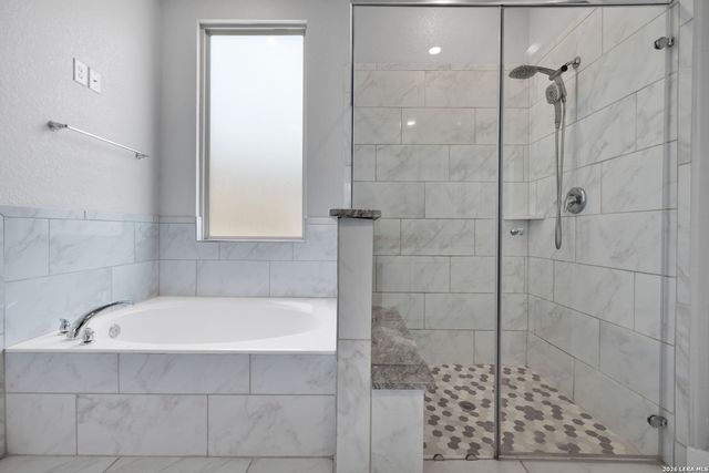 15766 La Subida, Helotes, TX 78023