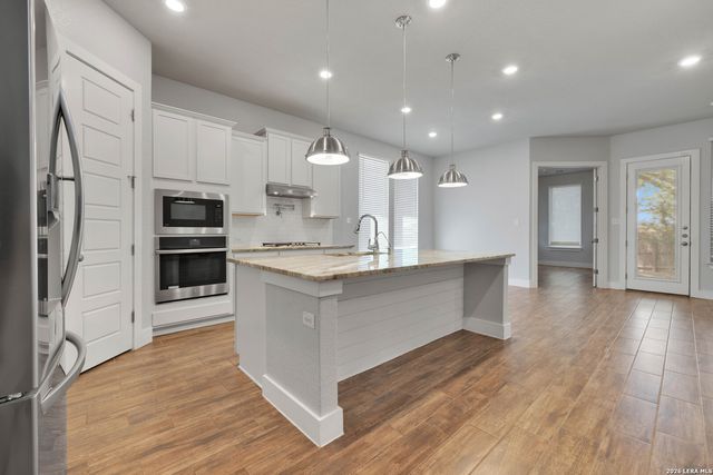 15766 La Subida, Helotes, TX 78023