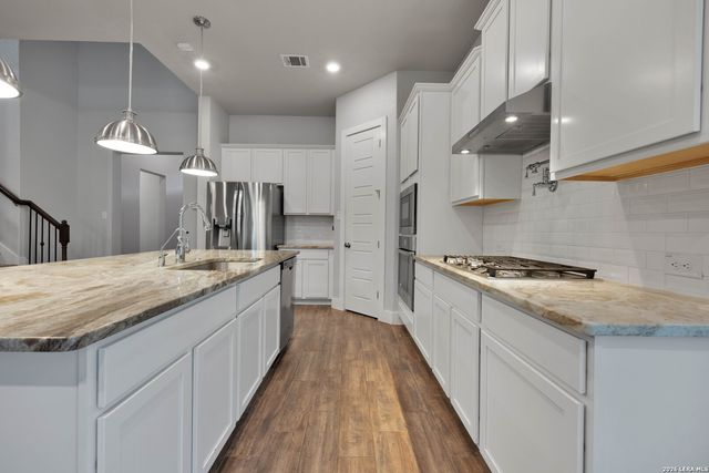 15766 La Subida, Helotes, TX 78023