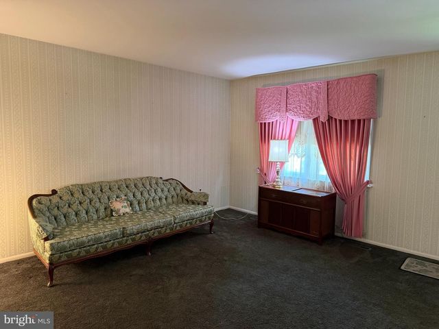 634 MAPLE AVE, Glenside, PA 19038