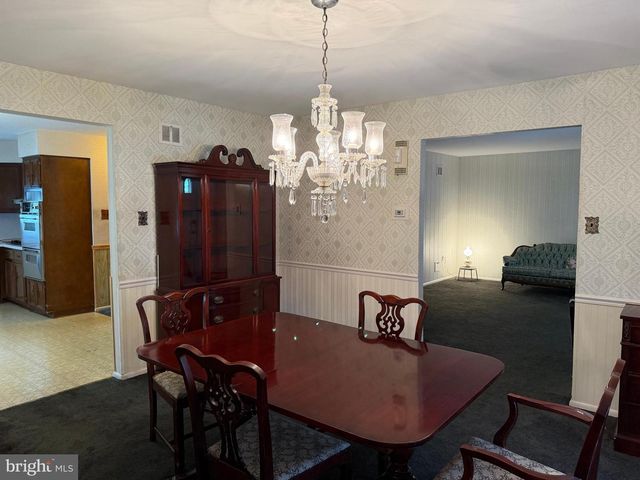 634 MAPLE AVE, Glenside, PA 19038