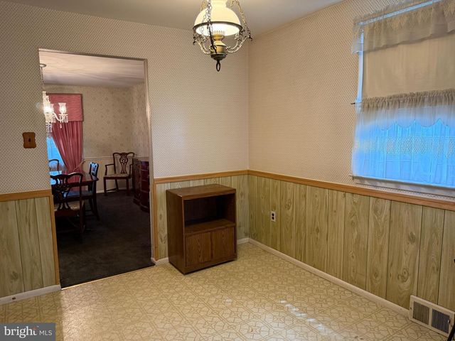 634 MAPLE AVE, Glenside, PA 19038