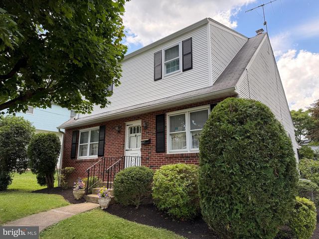 634 MAPLE AVE, Glenside, PA 19038