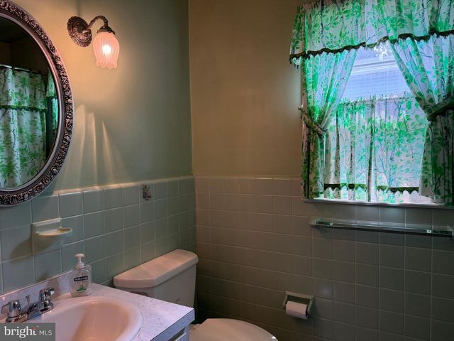 634 MAPLE AVE, Glenside, PA 19038