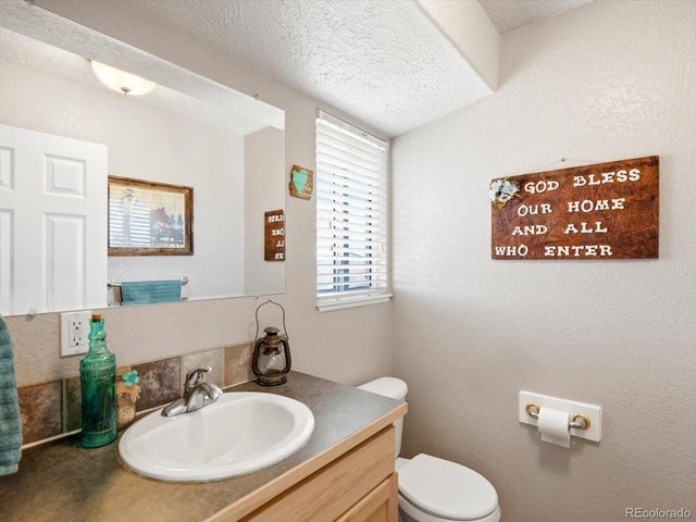 17050 Eagle St, Fort Lupton, CO 80621