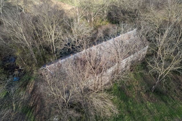 815 S Cross Bridges Rd, Mount Pleasant, TN 38474