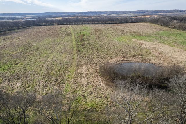 815 S Cross Bridges Rd, Mount Pleasant, TN 38474