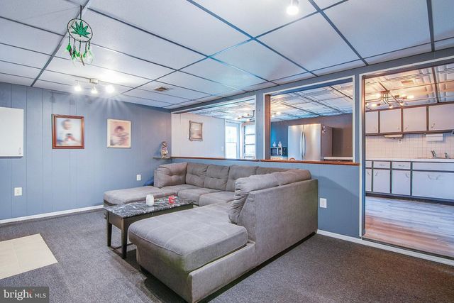 31 HEIDI DR, Fords, NJ 08863