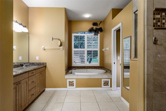 5375 90TH AVENUE CIRCLE E, Parrish, FL 34219