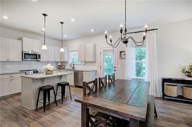 33 Thacker Trail, Adairsville, GA 30103