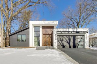 2238 Prairie Street, Glenview, IL 60025