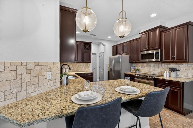 143 GRANDE VILLA DRIVE, Lutz, FL 33548