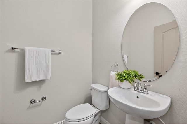 143 GRANDE VILLA DRIVE, Lutz, FL 33548