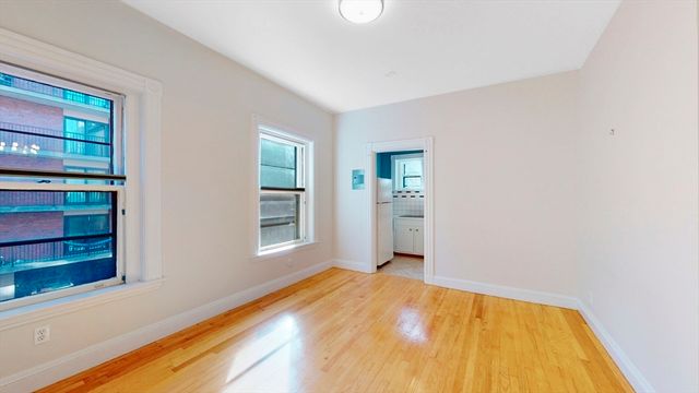 119 Park Street 3, Brookline, MA 02446