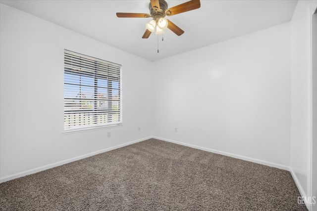 11513 Jenlee Avenue, Bakersfield, CA 93312