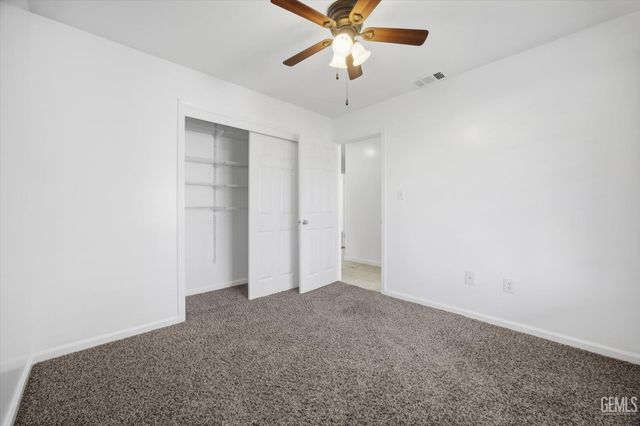 11513 Jenlee Avenue, Bakersfield, CA 93312