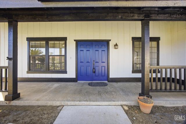 11513 Jenlee Avenue, Bakersfield, CA 93312