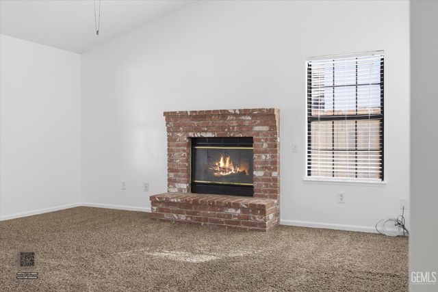 11513 Jenlee Avenue, Bakersfield, CA 93312