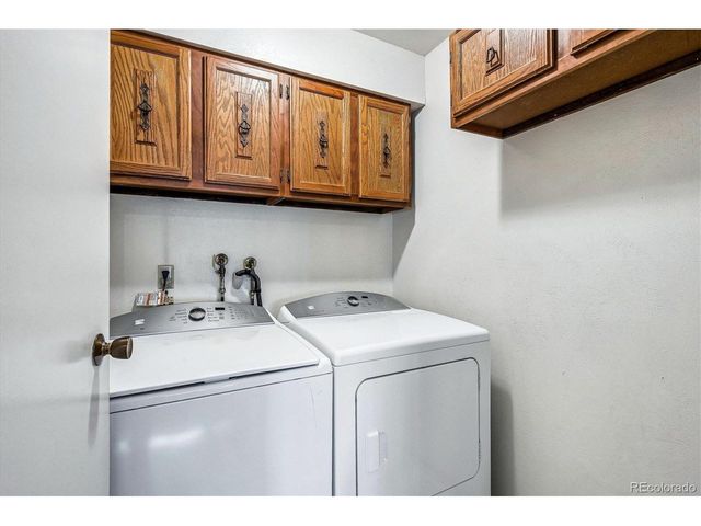 1050 S Monaco Pkwy 99, Denver, CO 80224
