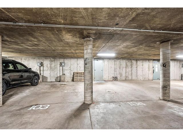 1050 S Monaco Pkwy 99, Denver, CO 80224