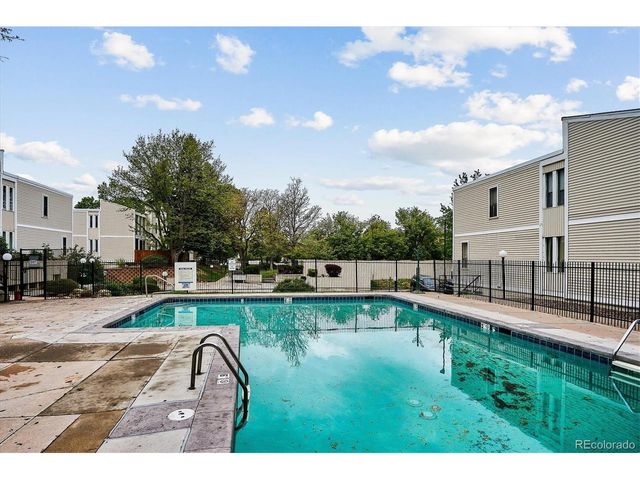 1050 S Monaco Pkwy 99, Denver, CO 80224
