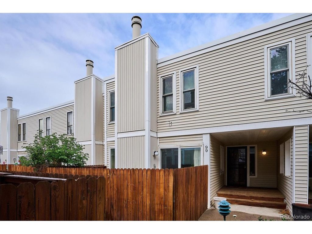 1050 S Monaco Pkwy 99, Denver, CO 80224