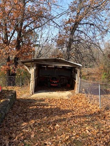 8651 County Road 3440, Mountain View, MO 65548