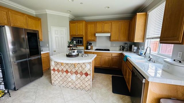 350 Huerta Street, Oxnard, CA 93030