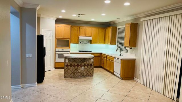 350 Huerta Street, Oxnard, CA 93030