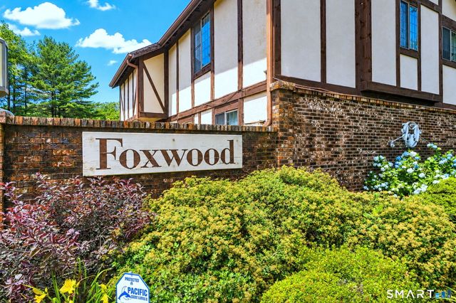 359 Foxwood Lane 359, Milford, CT 06461