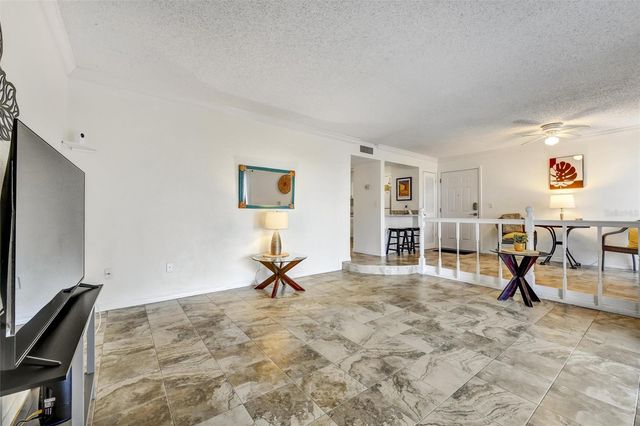 704 HAVEN PLACE 704, Tarpon Springs, FL 34689