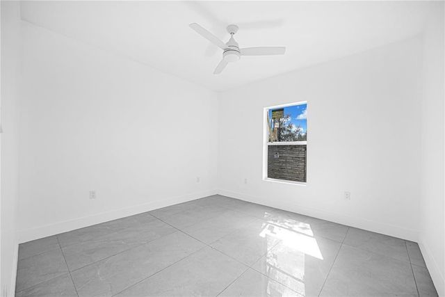 7990 NW 8th Avenue, Miami, FL 33150