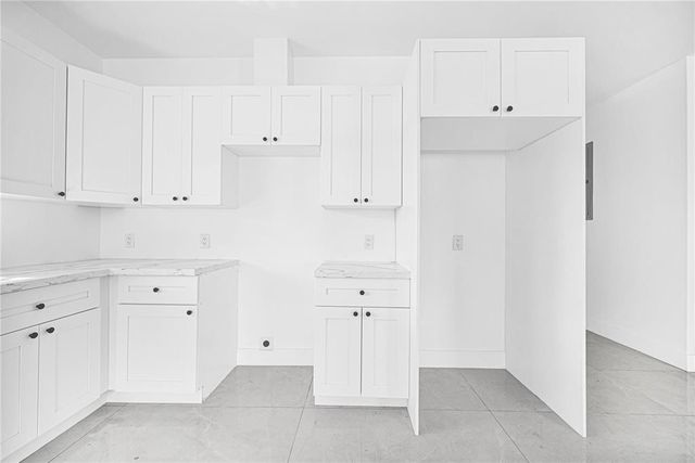 7990 NW 8th Avenue, Miami, FL 33150