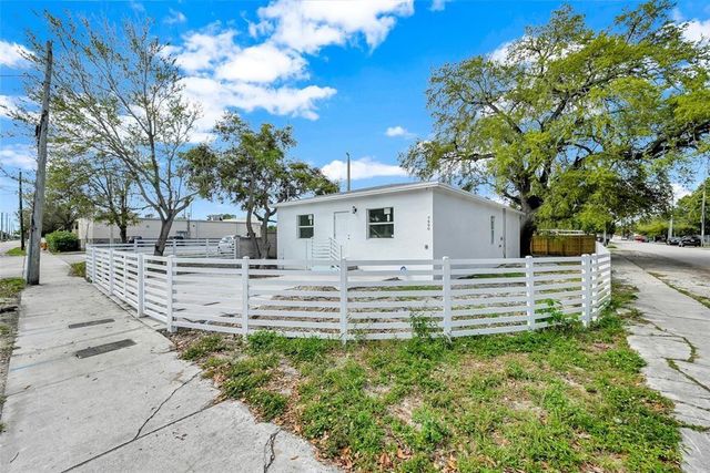7990 NW 8th Avenue, Miami, FL 33150