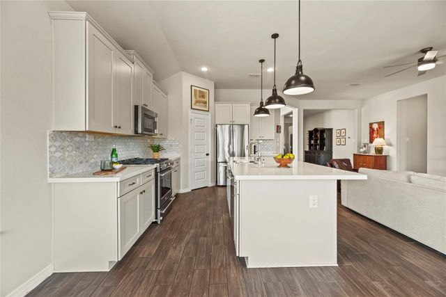 9019 Stanley Oak Drive, Missouri City, TX 77459