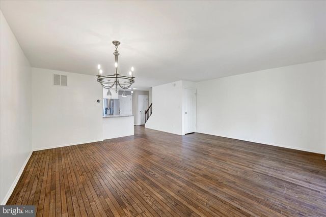 38 SILVERTON CT, Cockeysville, MD 21030