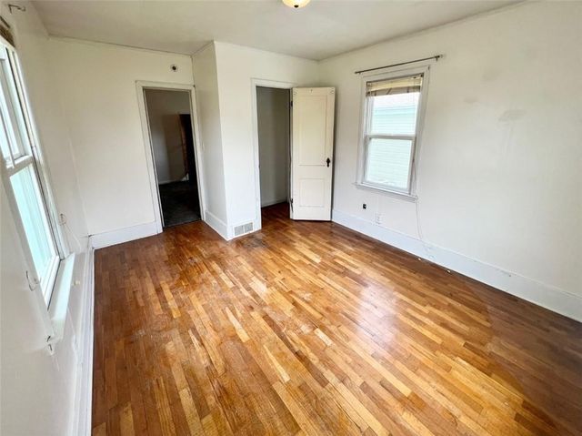 512 E 4th Street, Maryville, MO 64468