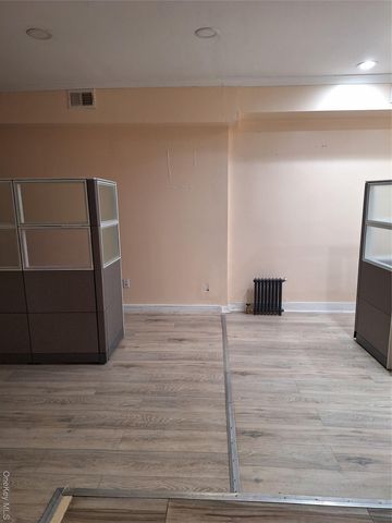 16718 Hillside Avenue 2nd floor, Jamaica, NY 11432
