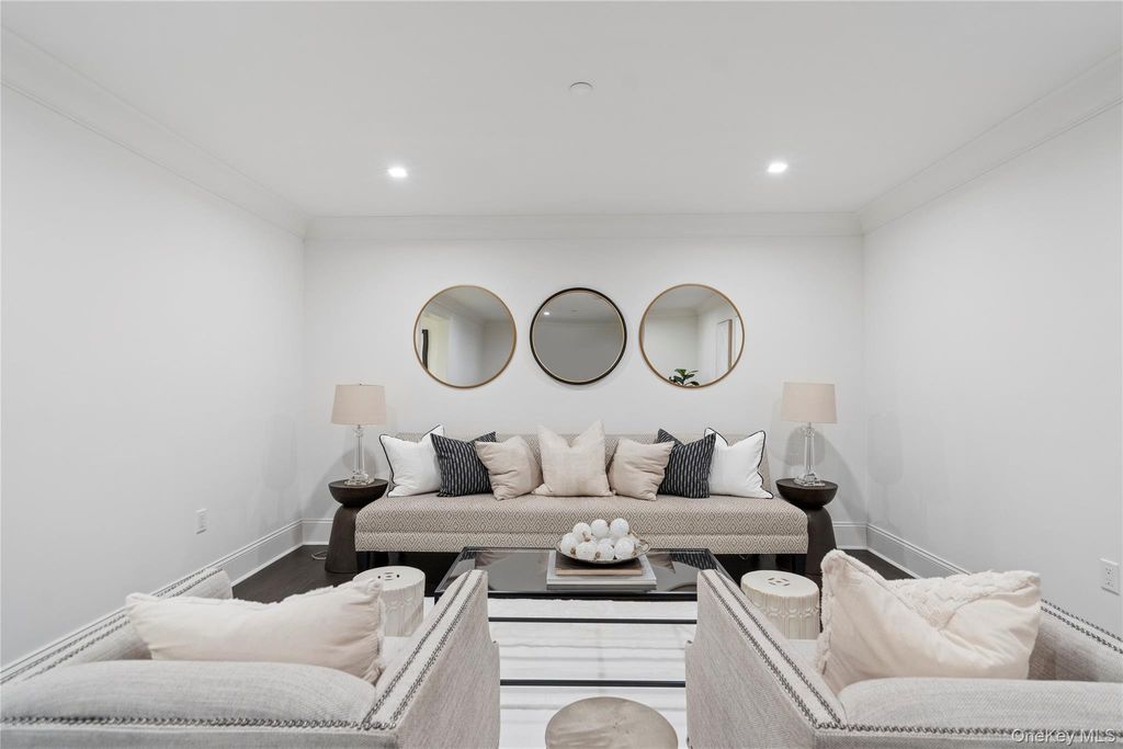133 Spring Road 1, Huntington, NY 11743 — photo 5