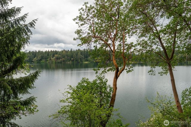 22311 Glenview Court SE, Yelm, WA 98597
