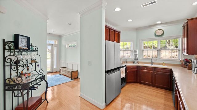 2711 MONTICELLO, Burlington, NC 27215